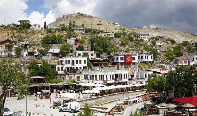 Lider Pekyatırmacı’dan YKS Başarısı İçin Tebrik ve Selçuklu’ya Güzel Geldin İletisi