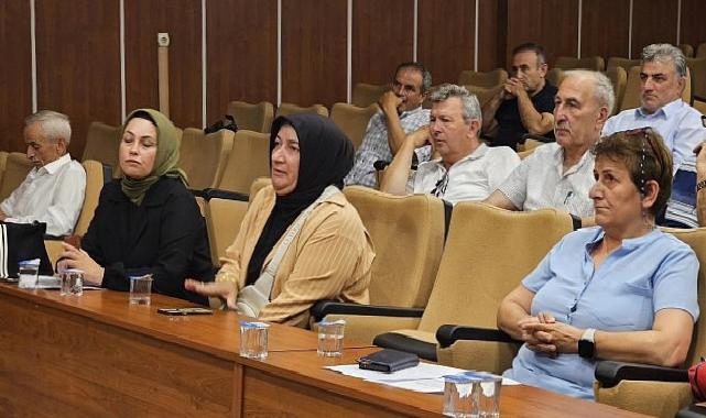 Lider Sezer Muhtarların Taleplerini Dinledi