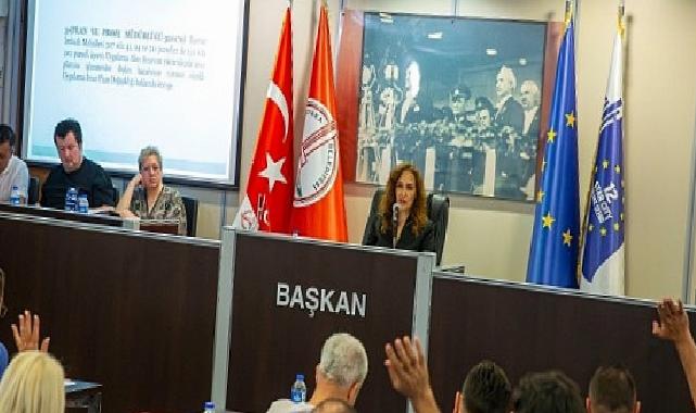 Lider Ünsal kelamını tuttu: Karşıyaka Belediyesi’nden vefa örneği