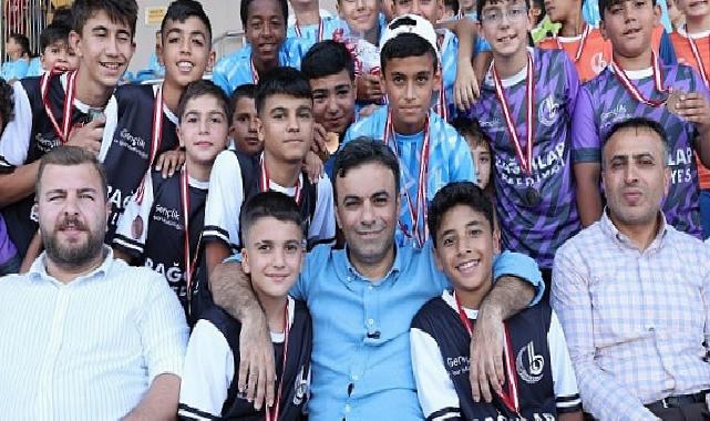 Lider Yıldız’dan gençlere muştular