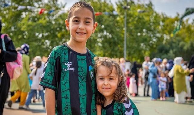 Lokomotif Çocuk Köyü’nde mezuniyet merasimi: Büyükakın: “Burası hayata atılan birinci adım”