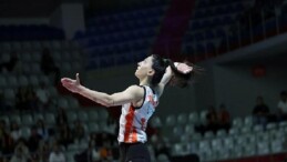 Milli Smaçör Yaprak Erkek, 3 Yıl Daha Turuncu-Beyaz Formayla