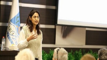 Narlıdere Belediyesi, ruhsal danışmanlık hizmetiyle vatandaşların yanında