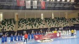 Nilüfer Belediyespor Erkek Hentbol Kadrosu yeni döneme galibiyetle başladı