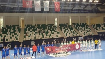 Nilüfer Belediyespor Erkek Hentbol Kadrosu yeni döneme galibiyetle başladı