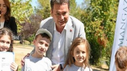 Osmangazi’de 8 bin 24 çocuk yüzme keyfi yaşadı