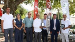 Osmangazi’nin istekli paklık elçilerine teşekkür plaketi