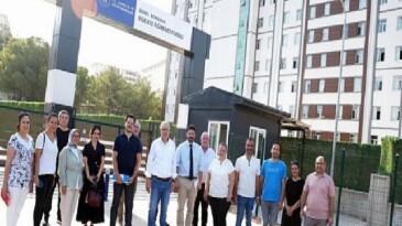 Rektör Budak, “Öğrencilerimize inançlı ve konforlu bir üniversite ömrü sunuyoruz”