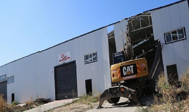 Tahtalı’da kaçak yapı yıkıldı