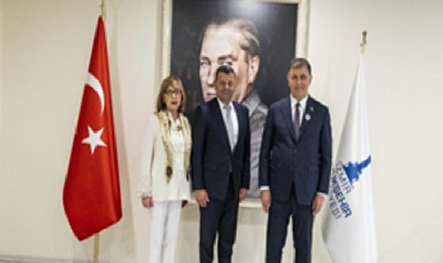 Tugay: Bosna’nın İzmir’i, İzmir’in Bosna’yı tanımasını istiyoruz