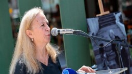 ​Usta gazeteci İsmail Sivri Konak’ta anıldı