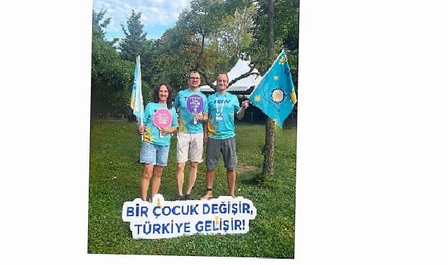 Yüzücüler kulaçlarını TEGV’li çocuklara eğitim takviyesi için attı