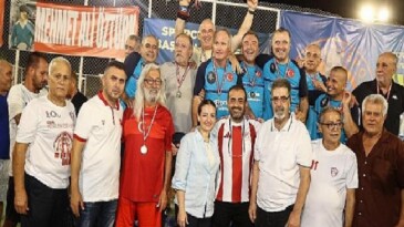 Ayak Tenisi Turnuvası sona erdi