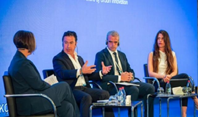 B40 Zirvesi, panellerle devam ediyor