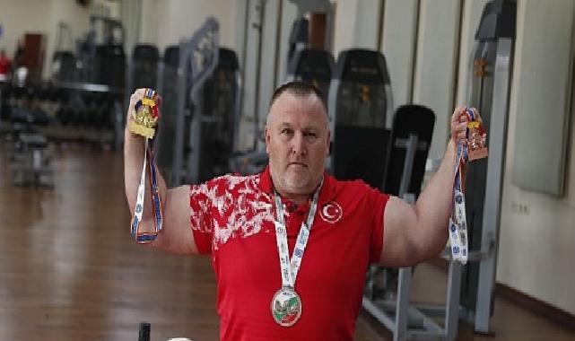 Bağcılar Belediyesi, Bilek Güreşi Dünya Şampiyonası’na damga vurdu