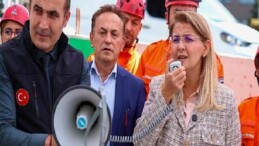 Bakırköy Belediyesi’nden eşzamanlı zelzele tatbikatı