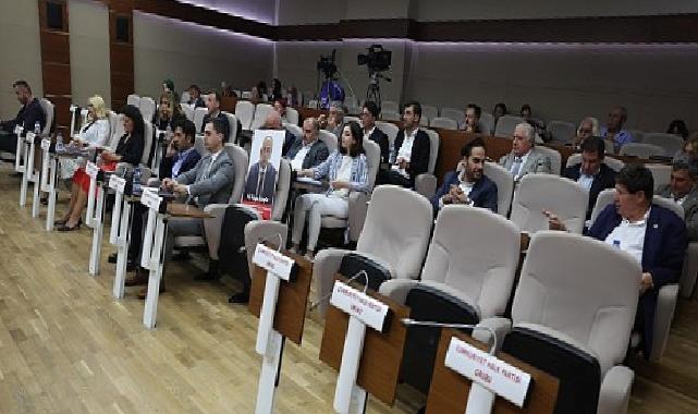 Bakırköy Belediyesi’nden Öğrencilere Eğitim Takviyesi