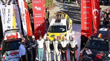 Banaz-Ahıskalı İkinci Zaferi Evinde KazandıBanaz-Ahıskalı İkinci Zaferi Evinde Kazandı