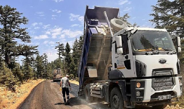Büyükşehir Belediyesi’nden Toroslar’a asfalt