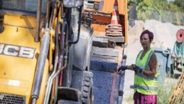 Büyükşehir’in bayan cazibeli operatörü tabuları yıktı