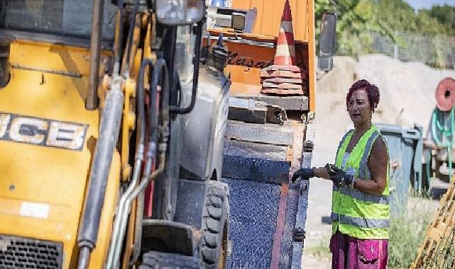 Büyükşehir’in bayan cazibeli operatörü tabuları yıktı