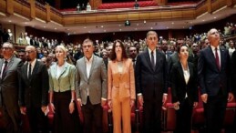 Çeşme Belediye Başkanı Lâl Denizli, İzmir Büyükşehir Belediyesi Kurumsal Sürdürülebilirlik Raporu Lansmanında konuştu