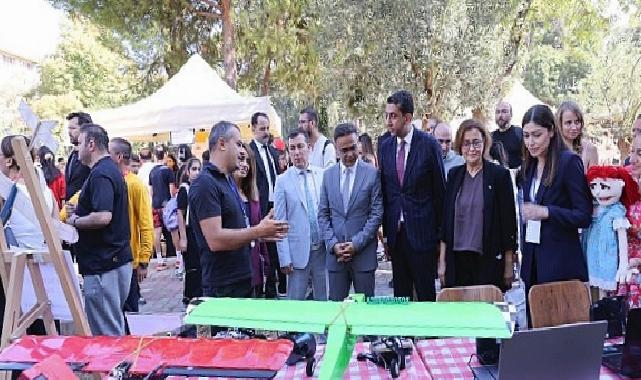 DEÜ’de “İkiz Dönüşümün İzinde Teknoloji ve Bilim Şenliği” coşkuyla başladı