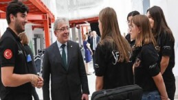 Dokuz Eylül Üniversitesinde ÜNİDES Tepesi