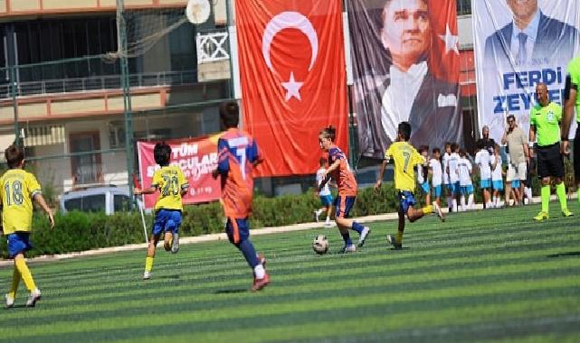 Efes Selçuk’ta Ferdi Zeyrek Futbol Karşılaşmaları Heyecanı