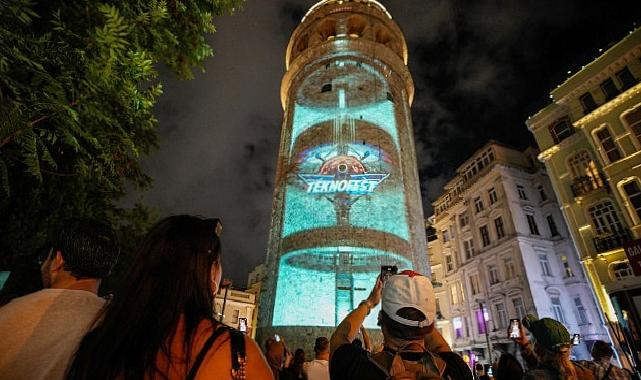Galata Kulesi TEKNOFEST’in Işığıyla Parladı