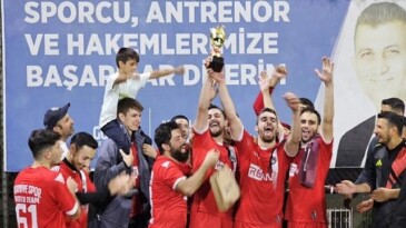 Gölcük Belediye Başkanlık Kupası’nda Şampiyon İhsaniyespor