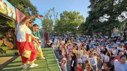 Gölcük’te Okul Yolu Şenliğe Dönüşüyor