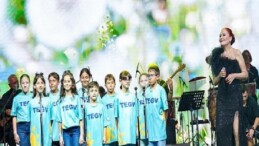 Harbiye’de unutulmaz gece: Candan Erçetin ve TEGV’li çocuklar birebir sahnedeydi