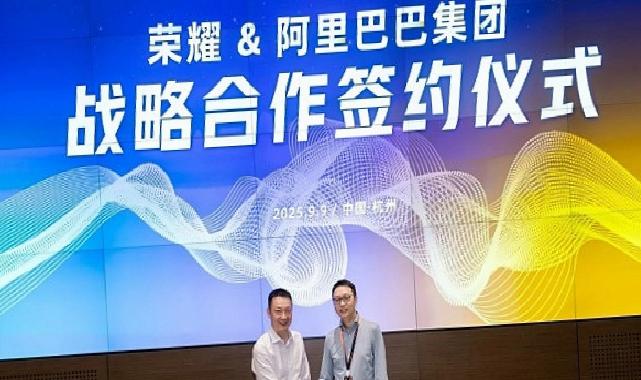 HONOR ve Alibaba, Stratejik Yapay Zekâ İş Birliğini Duyurdu