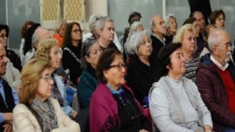 Karşıyaka Belediyesi 3. Yaş Üniversitesi’nde yeni periyot başlıyor!