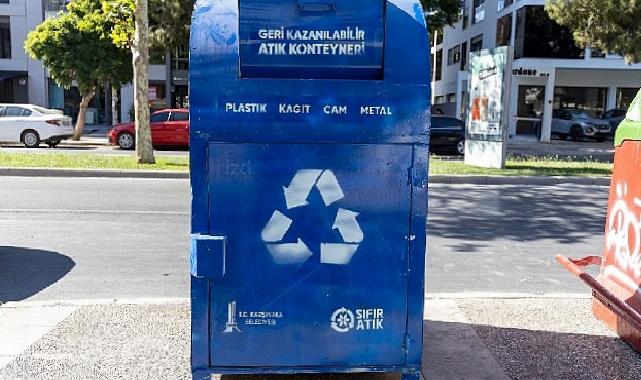 Karşıyaka’da geri dönüşüm atağı: 100 noktaya mavi konteyner