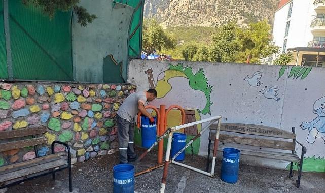 Kemer Belediyesi’nden okullarda temizlik çalışması