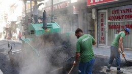 Konak’ta asfalt seferberliği devam ediyor