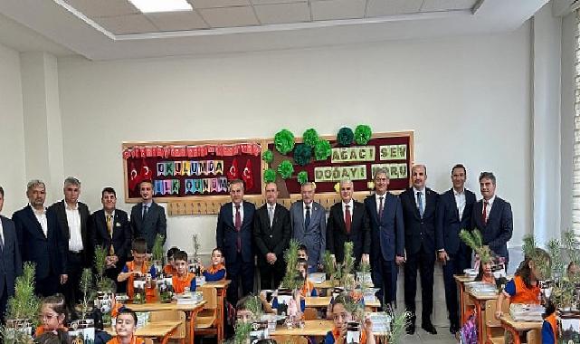 Lider Altay Yeni Eğitim Yılının İyi Olmasını Diledi