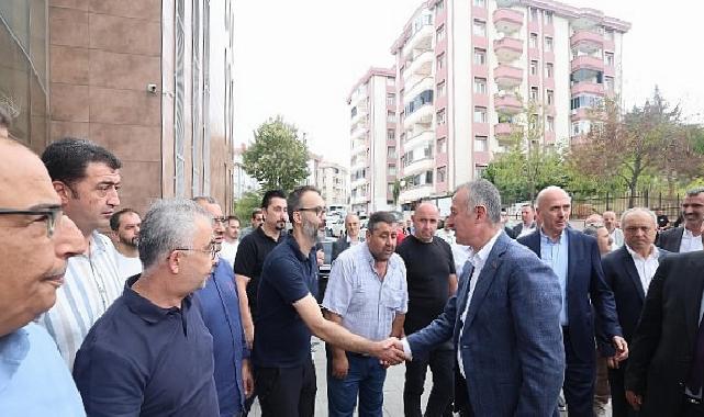 Lider Büyükakın, Gebzeli servisçilerle bir ortaya geldi