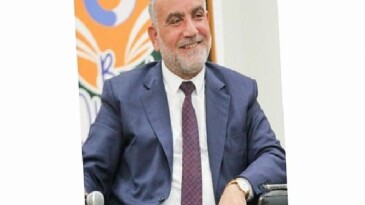 Lider İbrahim Sandıkçı: “Öğrencilerimizin tamamına burs takviyesi sağlıyoruz”