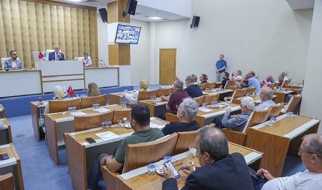 Lider İbrahim Sandıkçı: “Yaşamı kolaylaştıran ve yaşama paha katan hizmetleri hemşehrilerimizle buluşturuyoruz”
