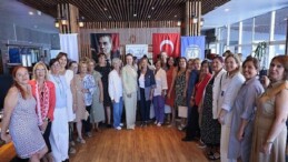 Lider Memnun, geleceğin bayan önderleriyle buluştu