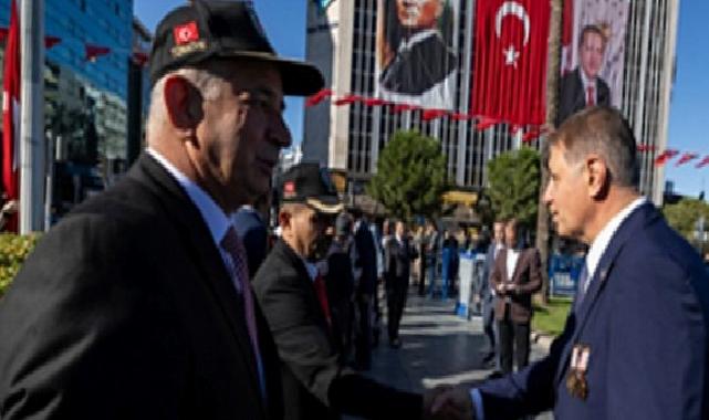 Lider Tugay gazileri ağırladı