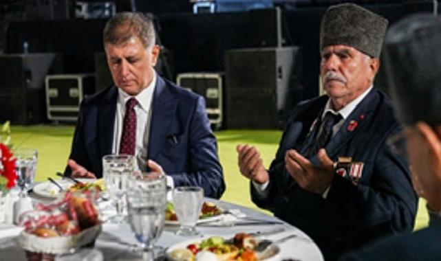 Lider Tugay: Özgürlüğümüzü şehitlerimizin canına ve gazilerimizin cüretine borçluyuz