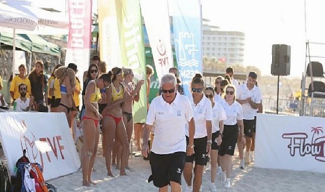 Memleketler arası plaj voleybolunun kalbi Çeşme’de attı