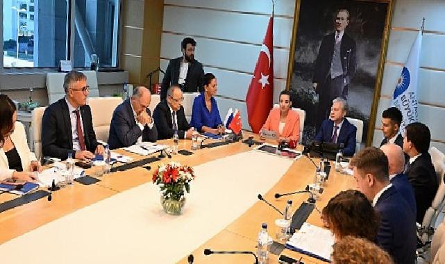 Moskova Hükümeti Bakanı’ndan Büyükşehir’e ziyaret