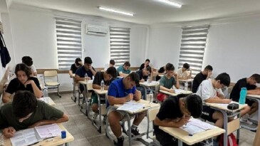 Öğrenciler düzey tespit imtihanına girdi