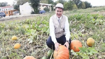 Osmangazi Belediyesi cet tohumlarını geleceğe taşıyor