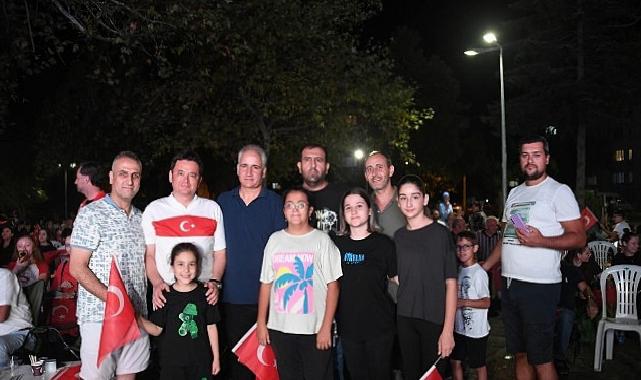 Osmangazi Belediyesi ulusal heyecanı meydanlara taşıdı